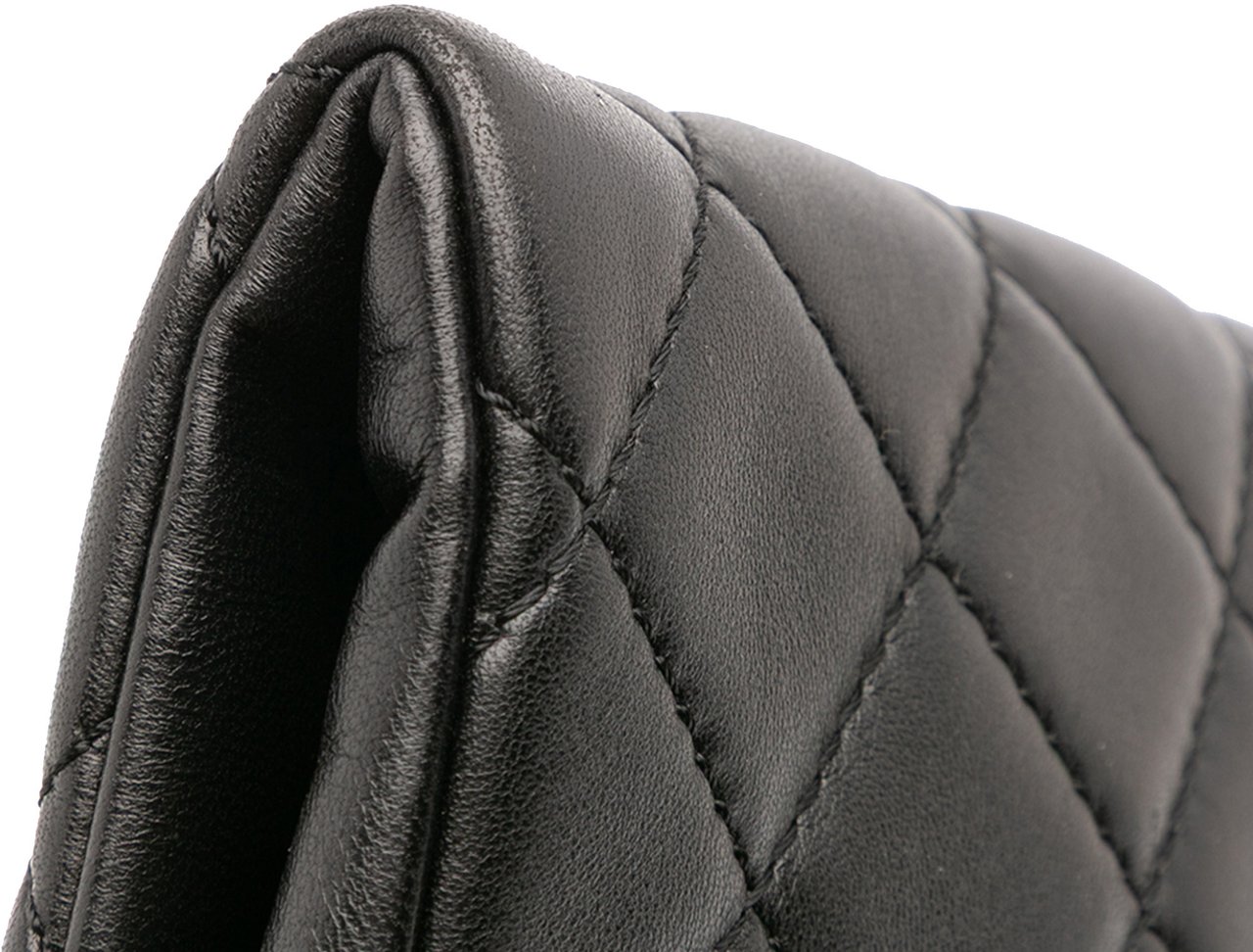 Chanel CC Quilted Lambskin Grip Clutch Zwart