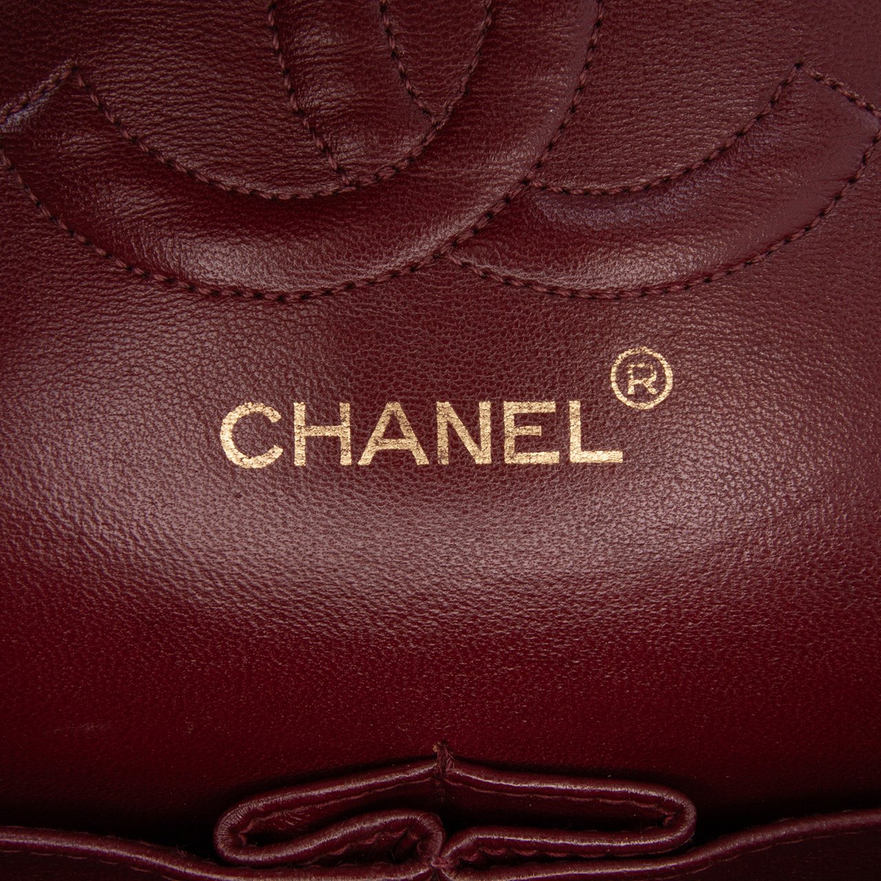 Chanel Medium Classic Lambskin Double Flap Zwart