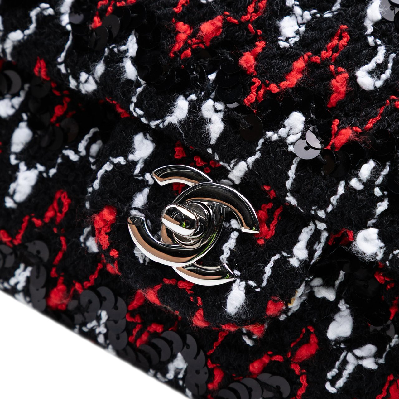 Chanel Medium Classic Sequined Tweed Double Flap Zwart