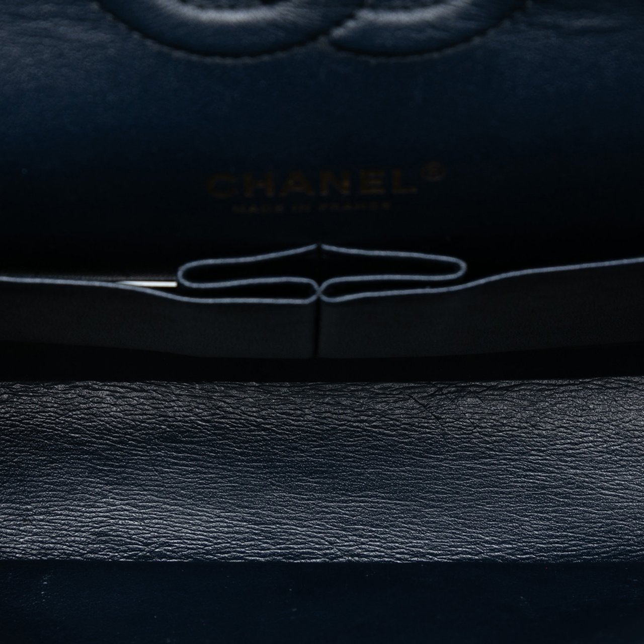 Chanel Medium Classic Caviar Double Flap Blauw