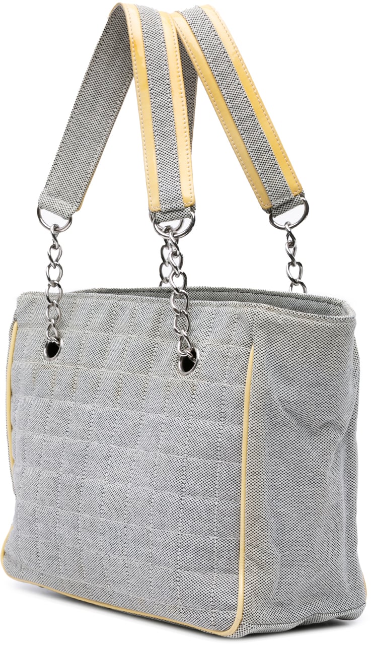 Chanel CC Camellia No. 5 Choco Bar Canvas Tote Grijs