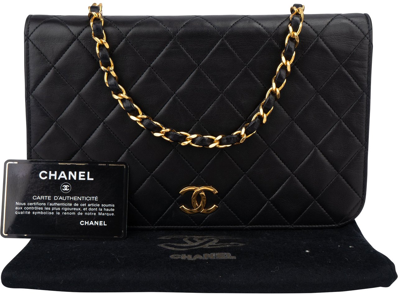 Chanel Chanel Quilted Lambskin 24K Gold Single Flap Shoulder Bag Blauw