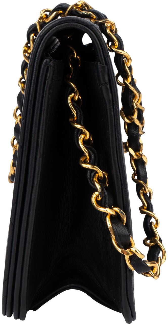 Chanel Chanel Quilted Lambskin 24K Gold Single Flap Shoulder Bag Blauw