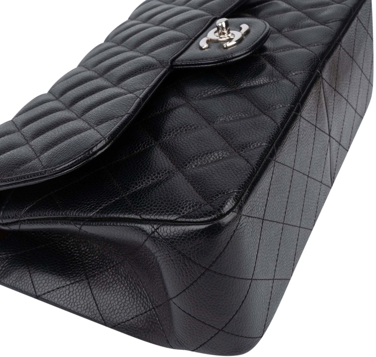 Chanel Chanel Quilted Caviar Leather Palladium Jumbo Double Flap Crossbody Bag Zwart