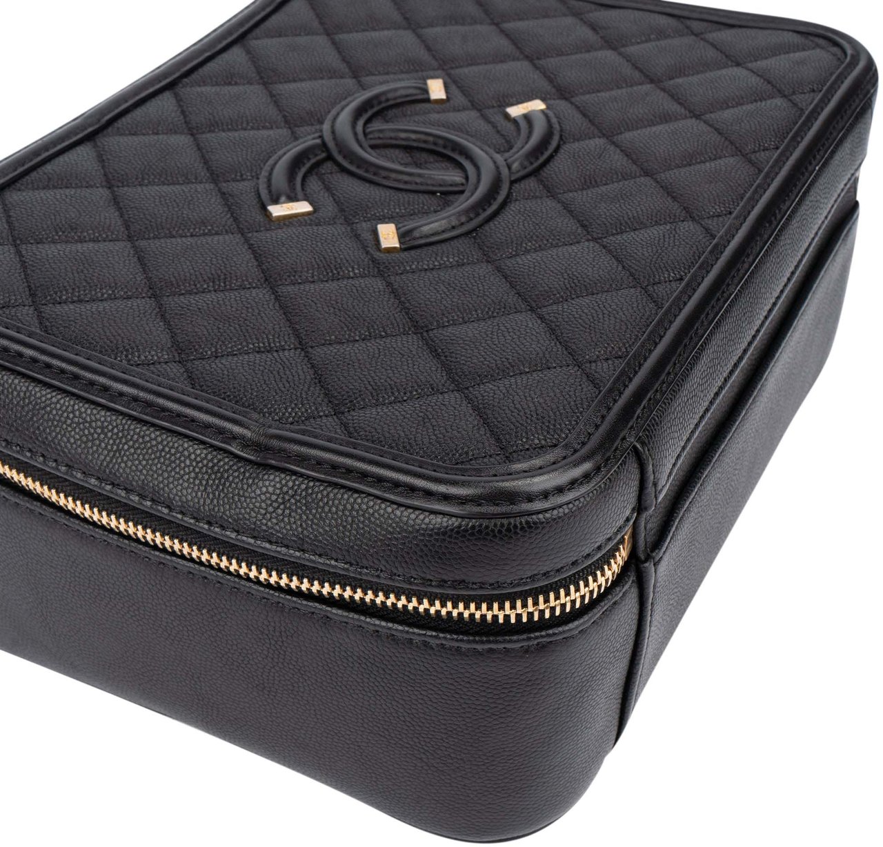 Chanel Chanel Quilted Caviar Leather Filigree Handbag Zwart