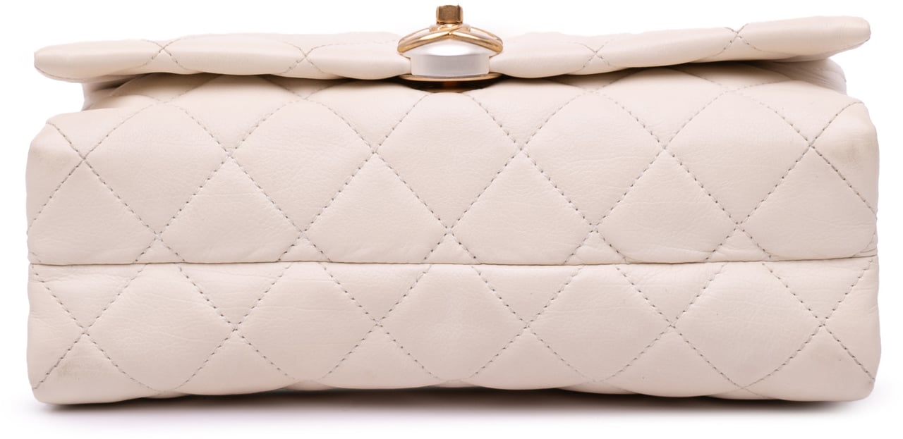 Chanel Quilted Calfskin Pearl CC Accordion Flap Wit
