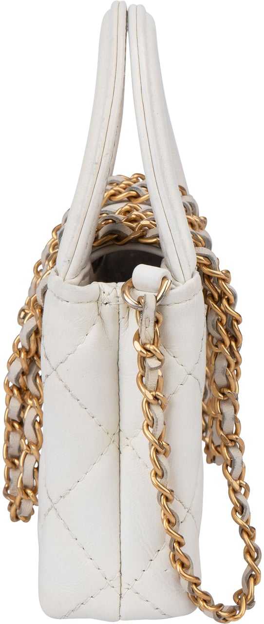 Chanel Chanel Quilted Lambskin Micro Kelly Handbag Wit