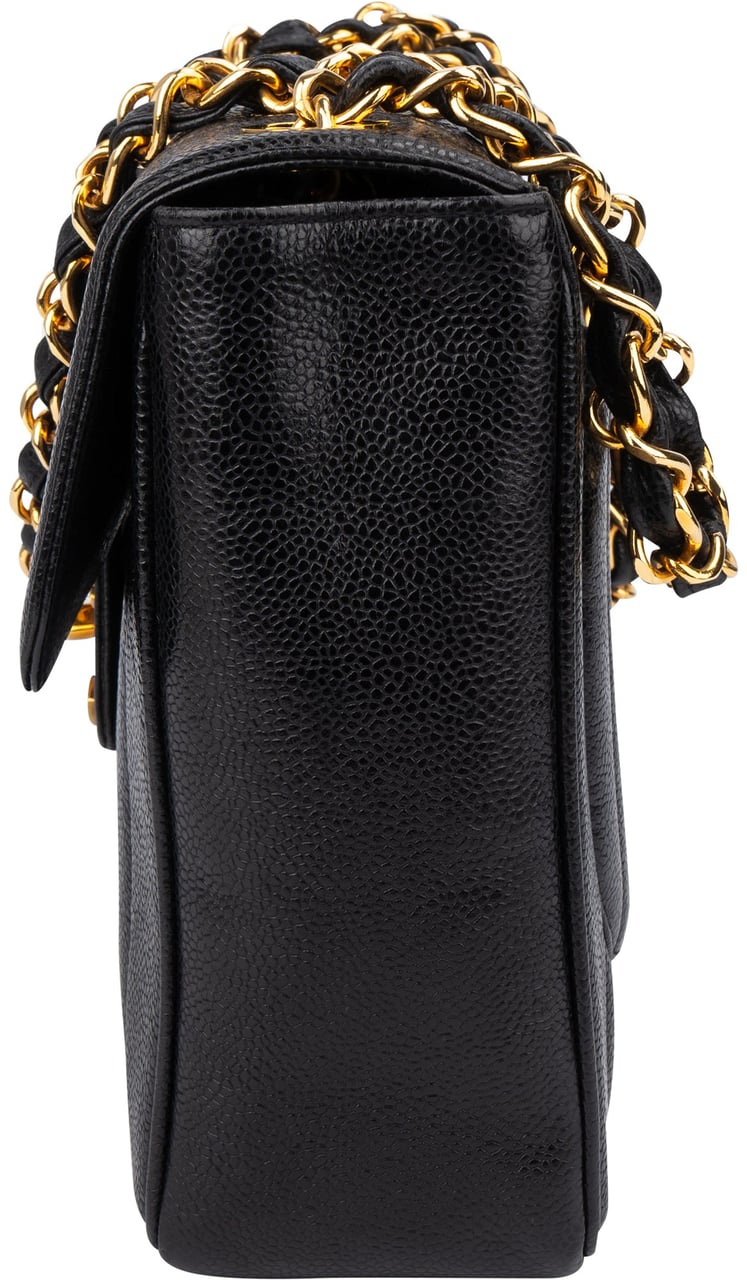 Chanel Chanel Quilted Caviar Leather 24K Gold Jumbo Single Flap Crossbody Bag Zwart