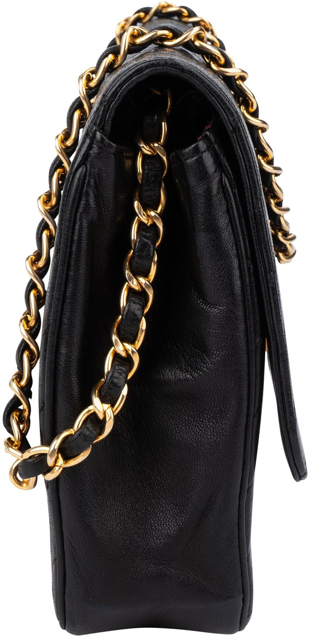 Chanel Chanel Quilted Lambskin 24K Gold Single Flap Shoulder Bag Zwart