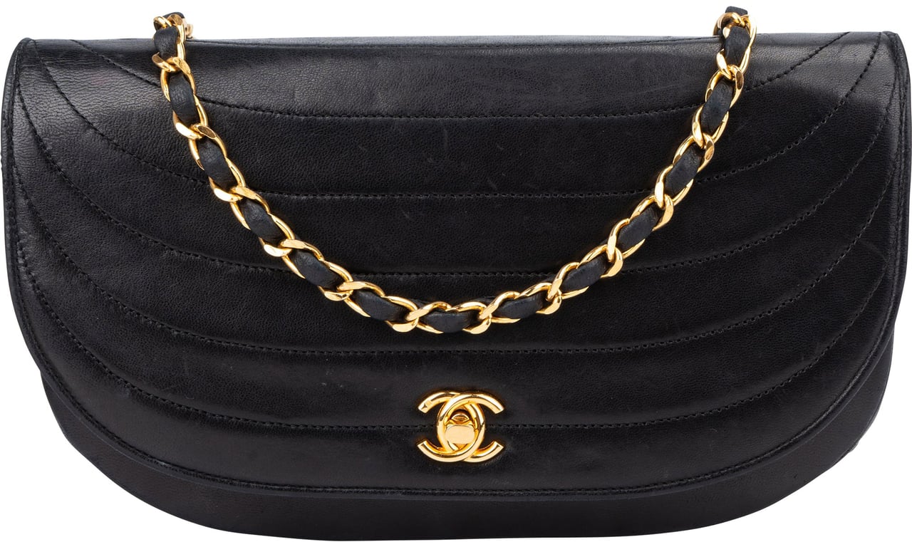 Chanel Chanel Quilted Lambskin 24K Gold Single Flap Shoulder Bag Zwart