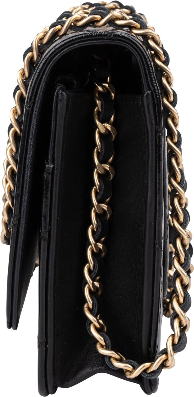 Chanel Chanel Quilted Patent Leather 2.55 Wallet On Chain Crossbody Bag Zwart