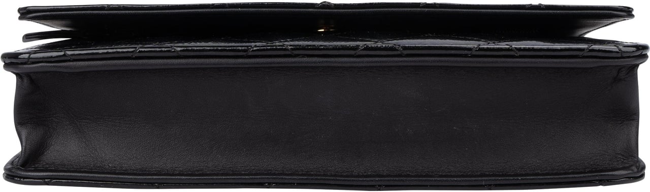 Chanel Chanel Quilted Patent Leather 2.55 Wallet On Chain Crossbody Bag Zwart