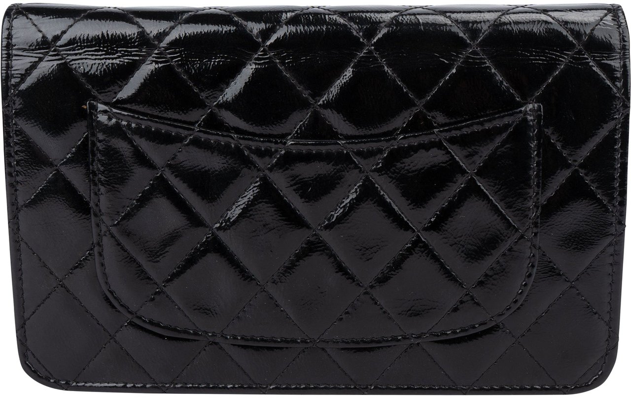 Chanel Chanel Quilted Patent Leather 2.55 Wallet On Chain Crossbody Bag Zwart