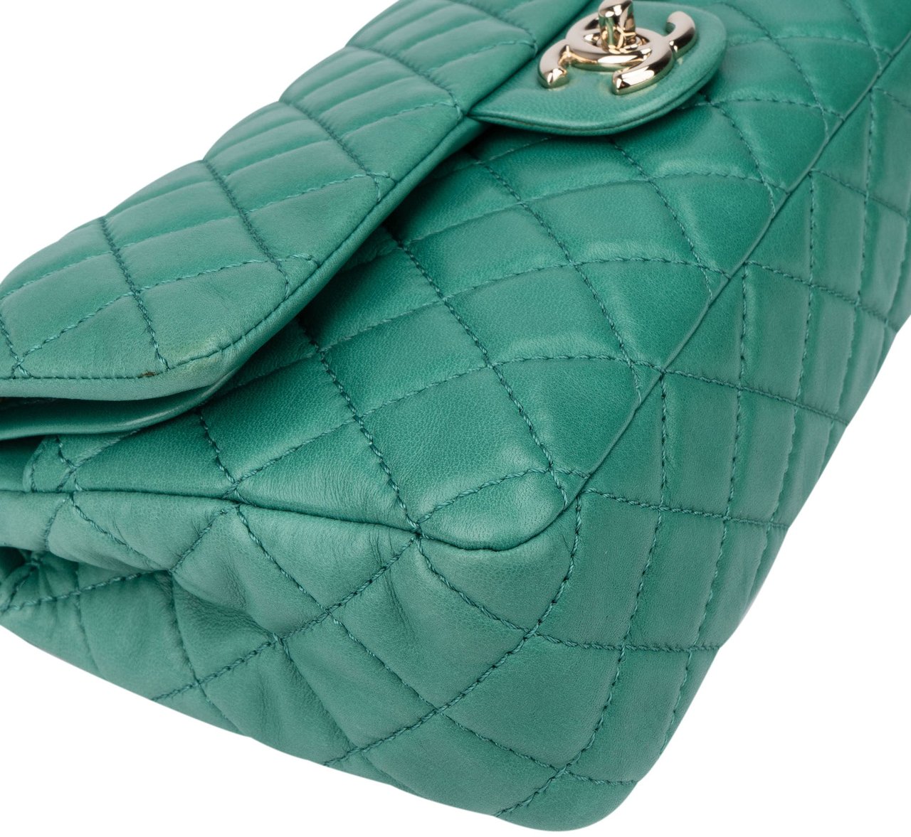Chanel Chanel Soft Quilted Lambskin Double Flap Crossbody Bag Groen