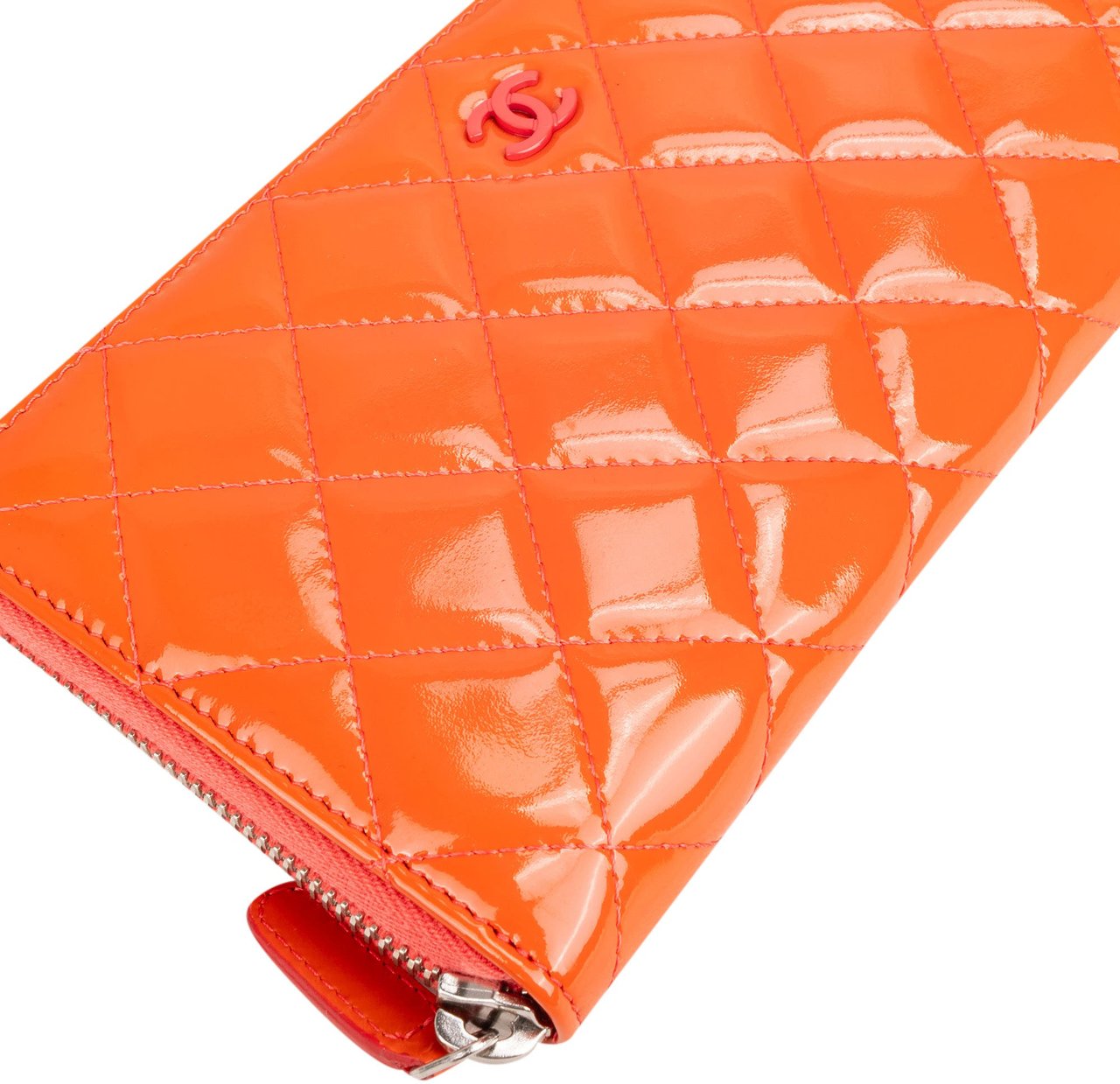 Chanel Chanel Quilted Patent Leather CC Wallet Oranje