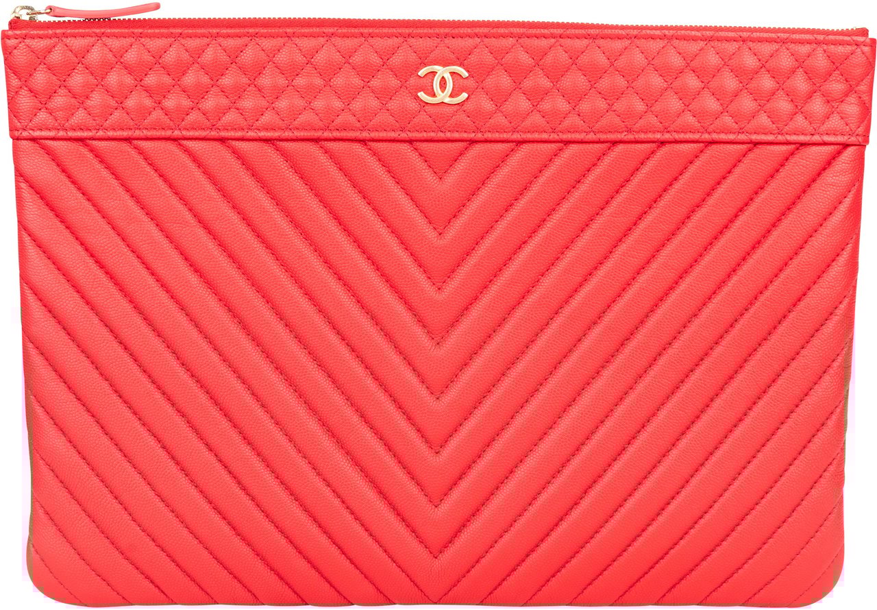 Chanel Chanel Rouge Quilted Caviar Leather CC Clutch Rood