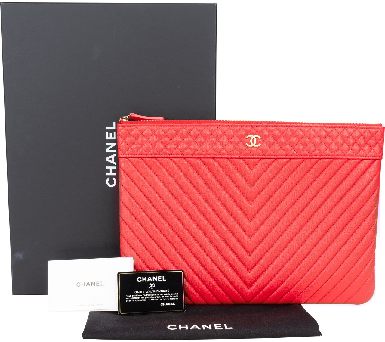 Chanel Chanel Rouge Quilted Caviar Leather CC Clutch Rood