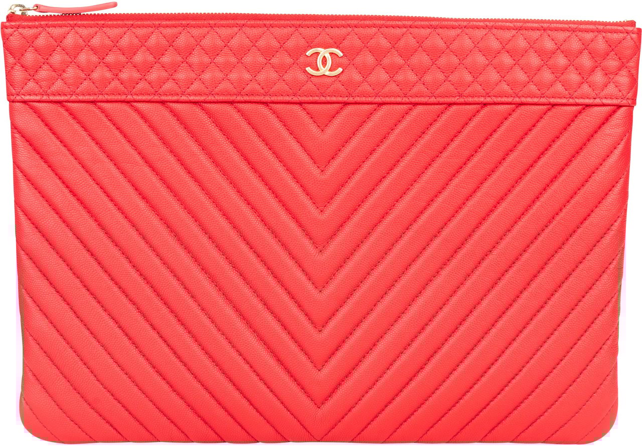 Chanel Chanel Rouge Quilted Caviar Leather CC Clutch Rood