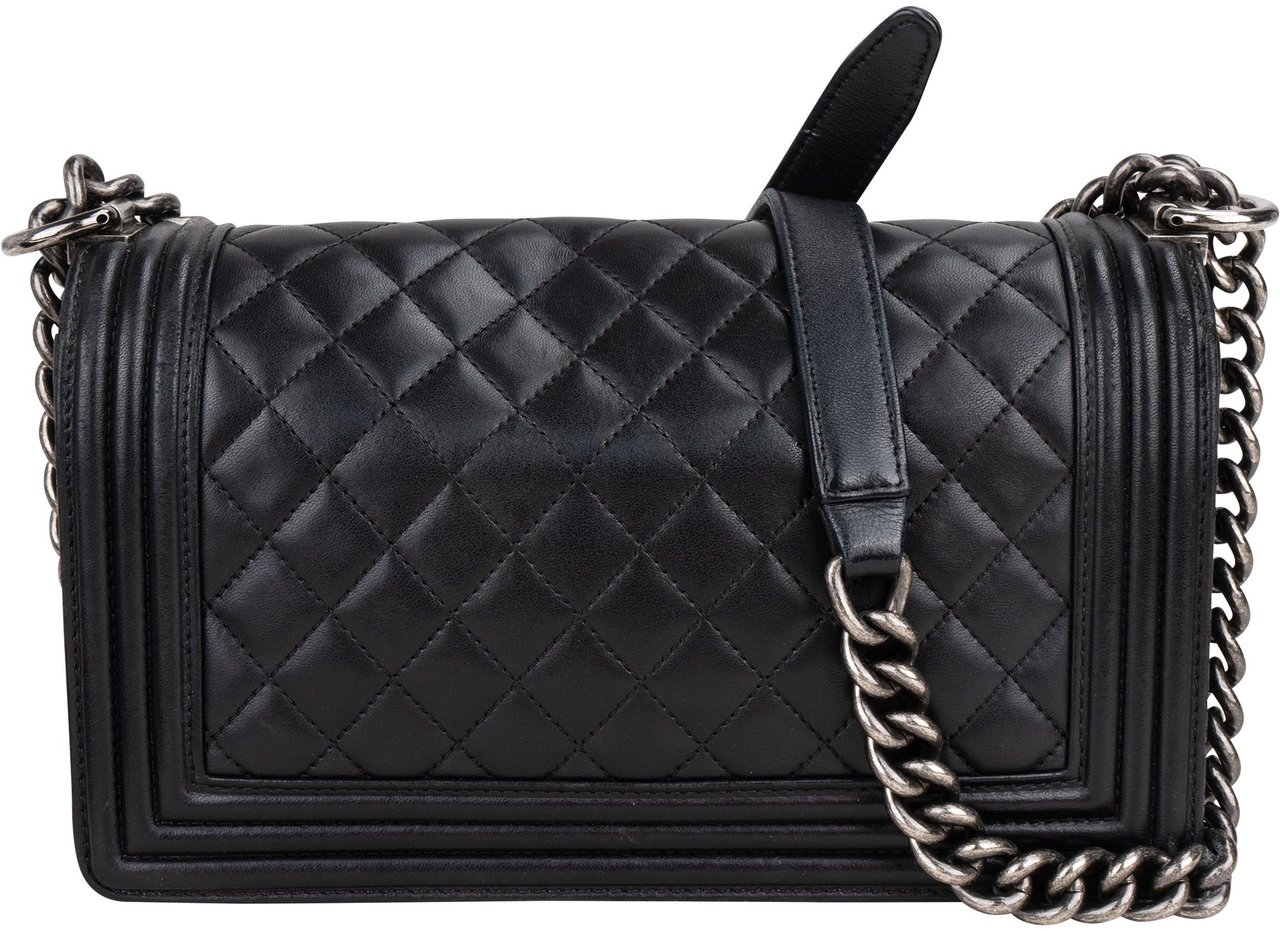 Chanel Chanel Quilted Lambskin Boy Single Flap Crossbody Bag Zwart
