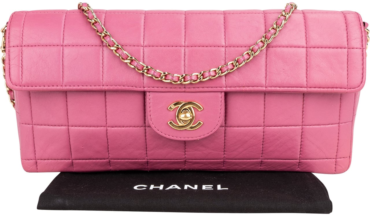 Chanel Chanel Quilted Lambskin 24K Gold Chocolate Bar Single Flap Shoulder Bag Rood