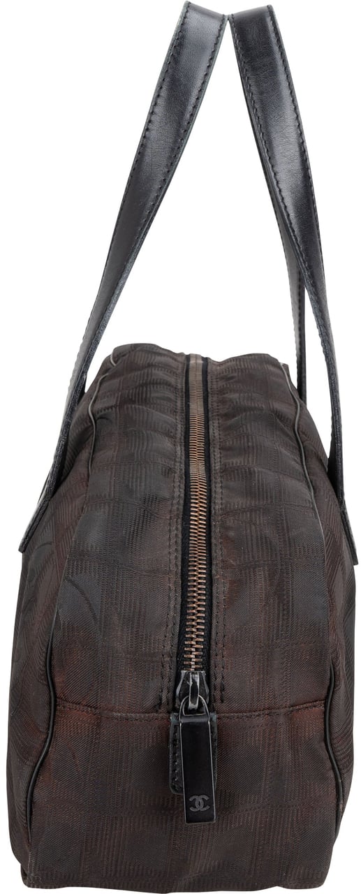 Chanel Chanel Travel Line Monogram Handbag Zwart