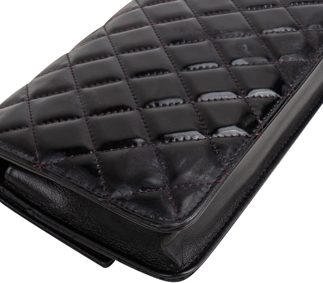 Chanel Chanel Quilted Patent Leather CC Wallet On Chain Crossbody Bag Zwart