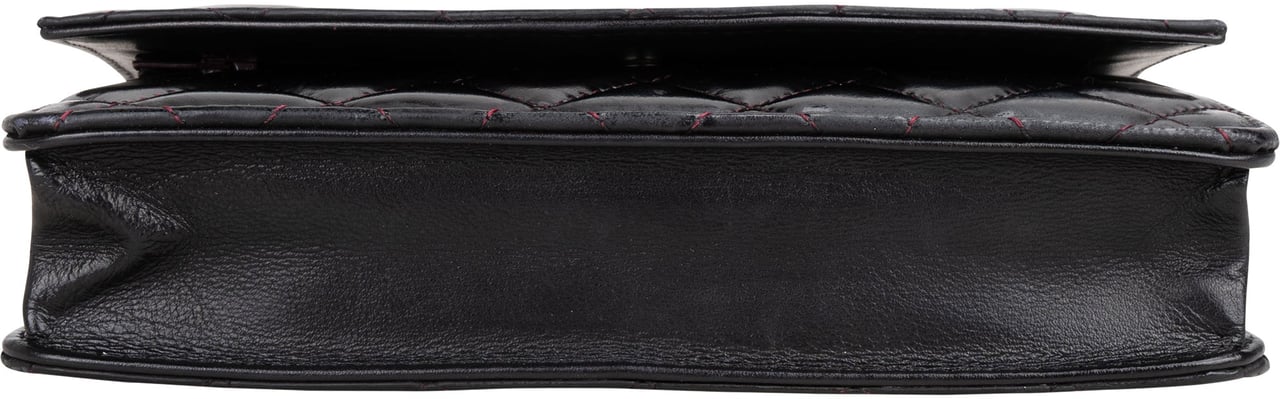 Chanel Chanel Quilted Patent Leather CC Wallet On Chain Crossbody Bag Zwart