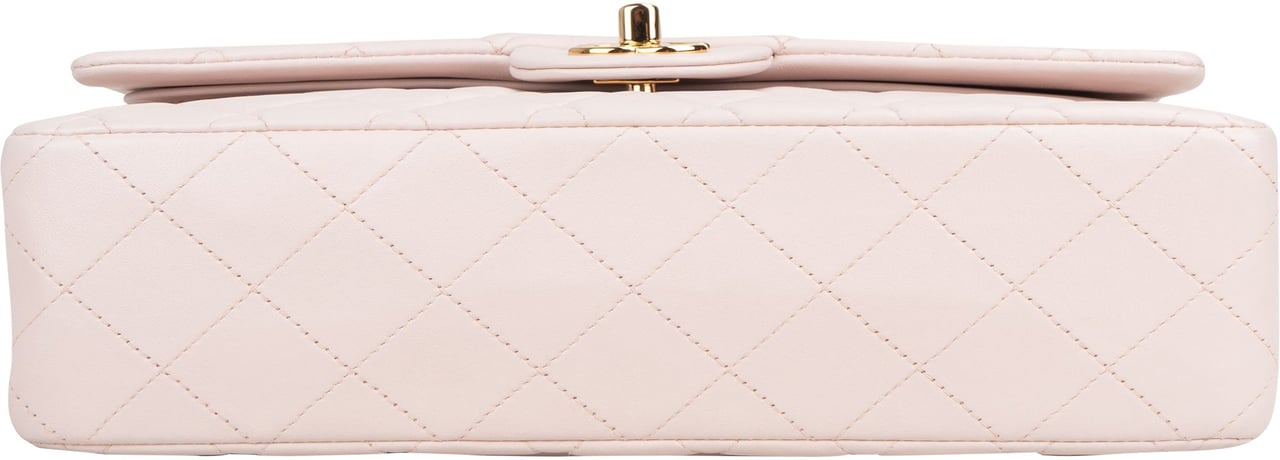 Chanel Chanel Quilted Lambskin 24K Gold Medium Double Flap Crossbody Bag Rood