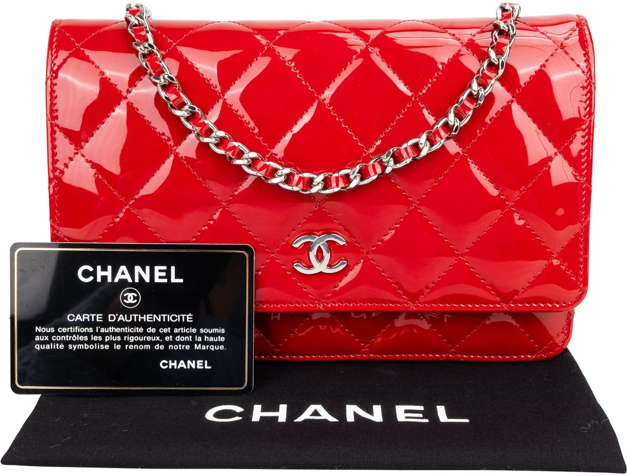 Chanel Chanel Quilted Patent Leather Wallet On Chain Crossbody Bag Rood