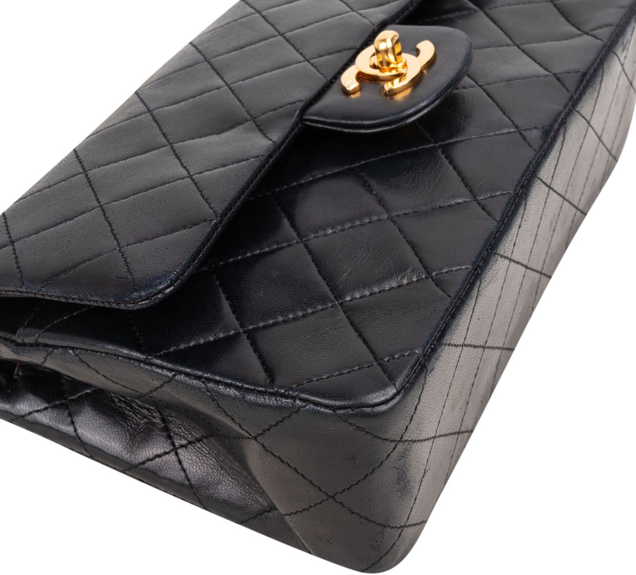 Chanel Chanel Quilted Lambskin 24K Gold Small Double Flap Crossbody Bag Zwart