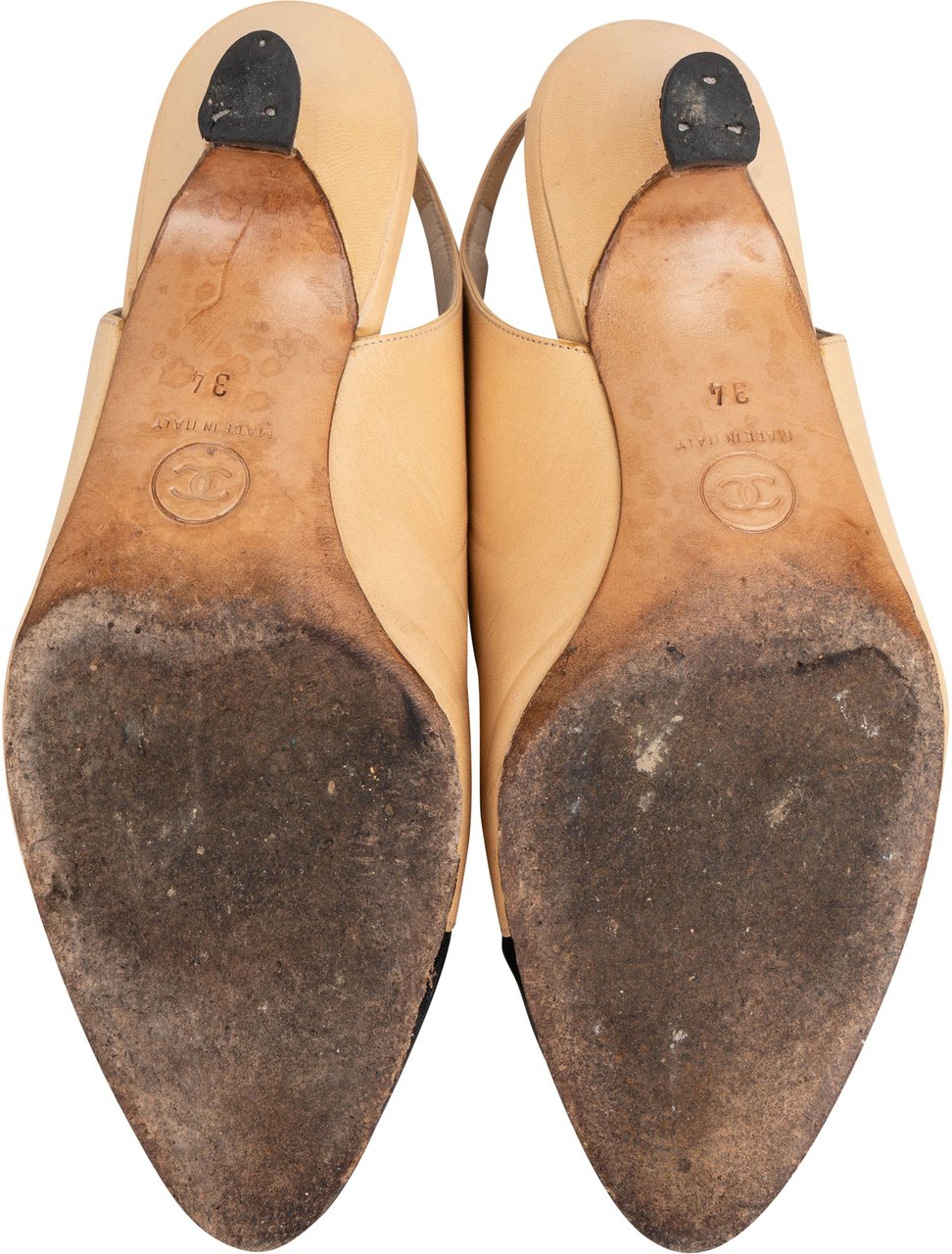 Chanel Chanel Classic Vintage Bicolor Leather Pumps (34) Divers