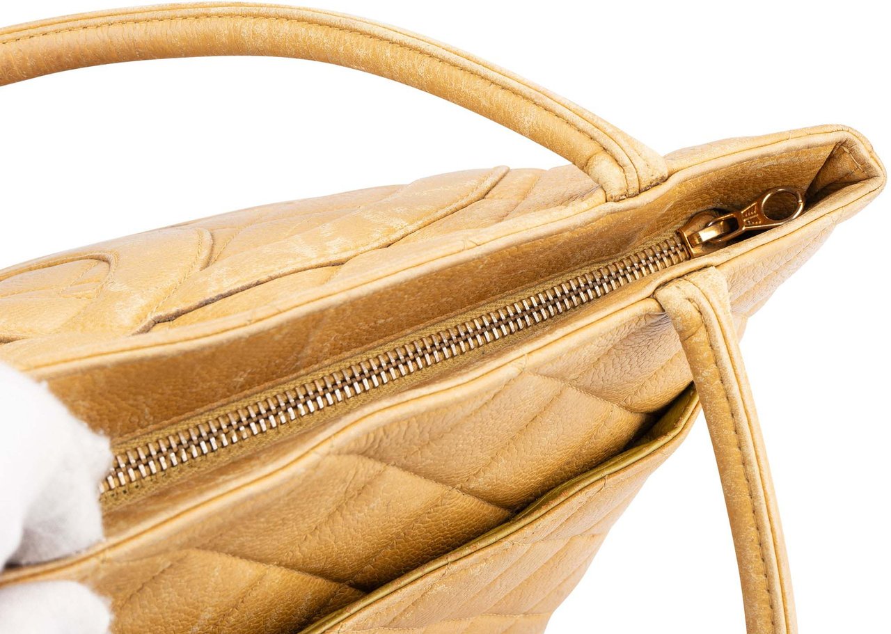 Chanel Chanel Yellow Caviar Leather Medaillon Handbag Divers