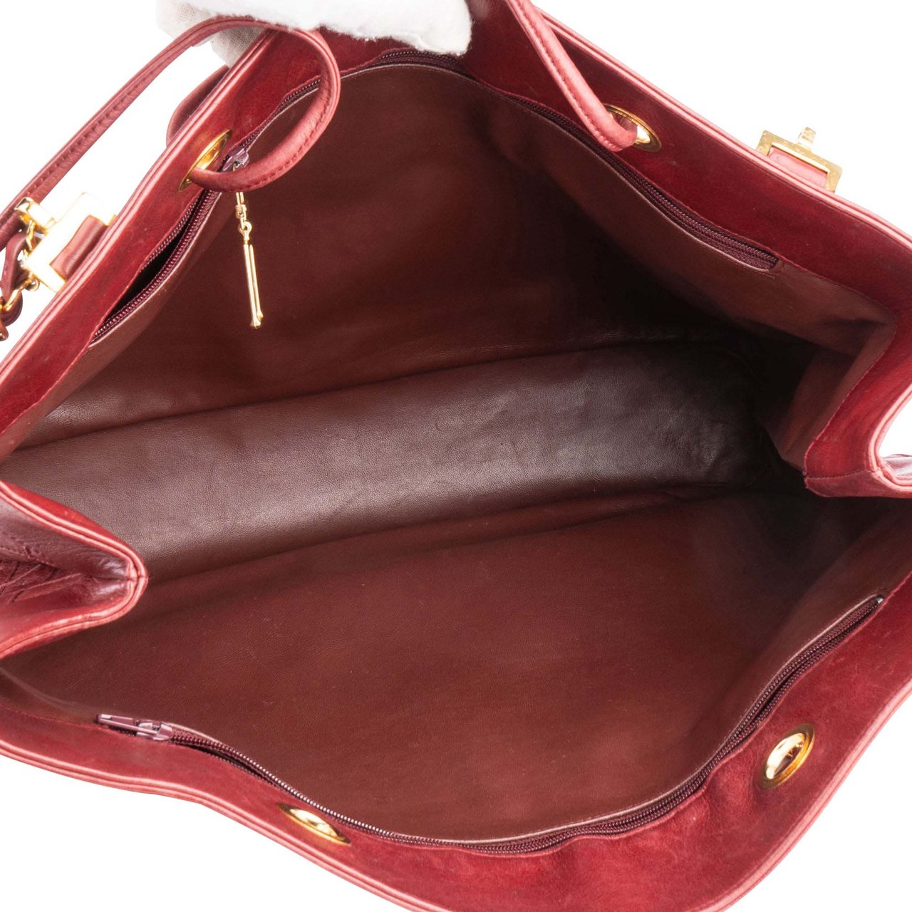Chanel Chanel Bordeaux Quilted Lambskin Shoulder Bag Divers