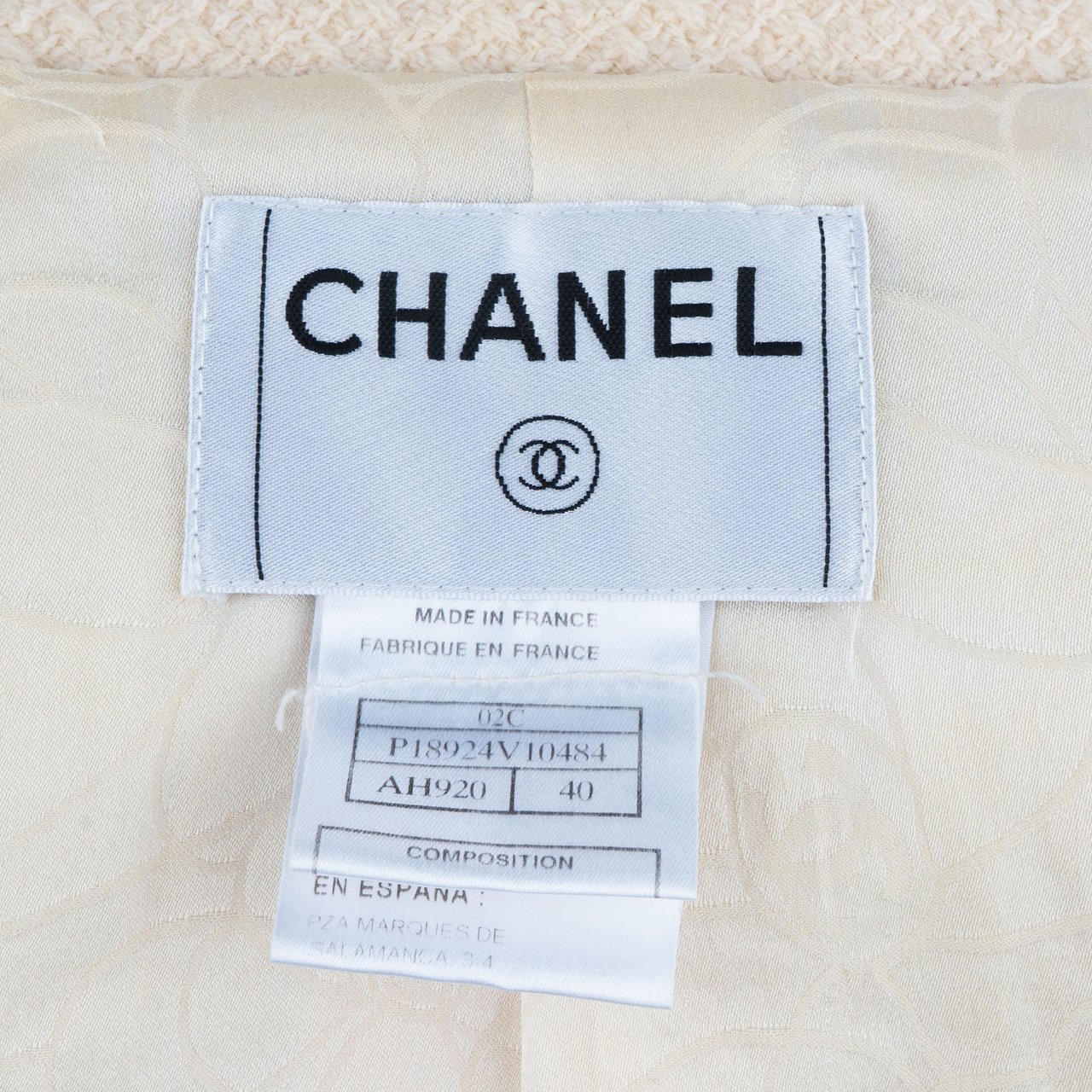 Chanel Chanel Chic Tweed Jacket (D38 / FR40) Beige