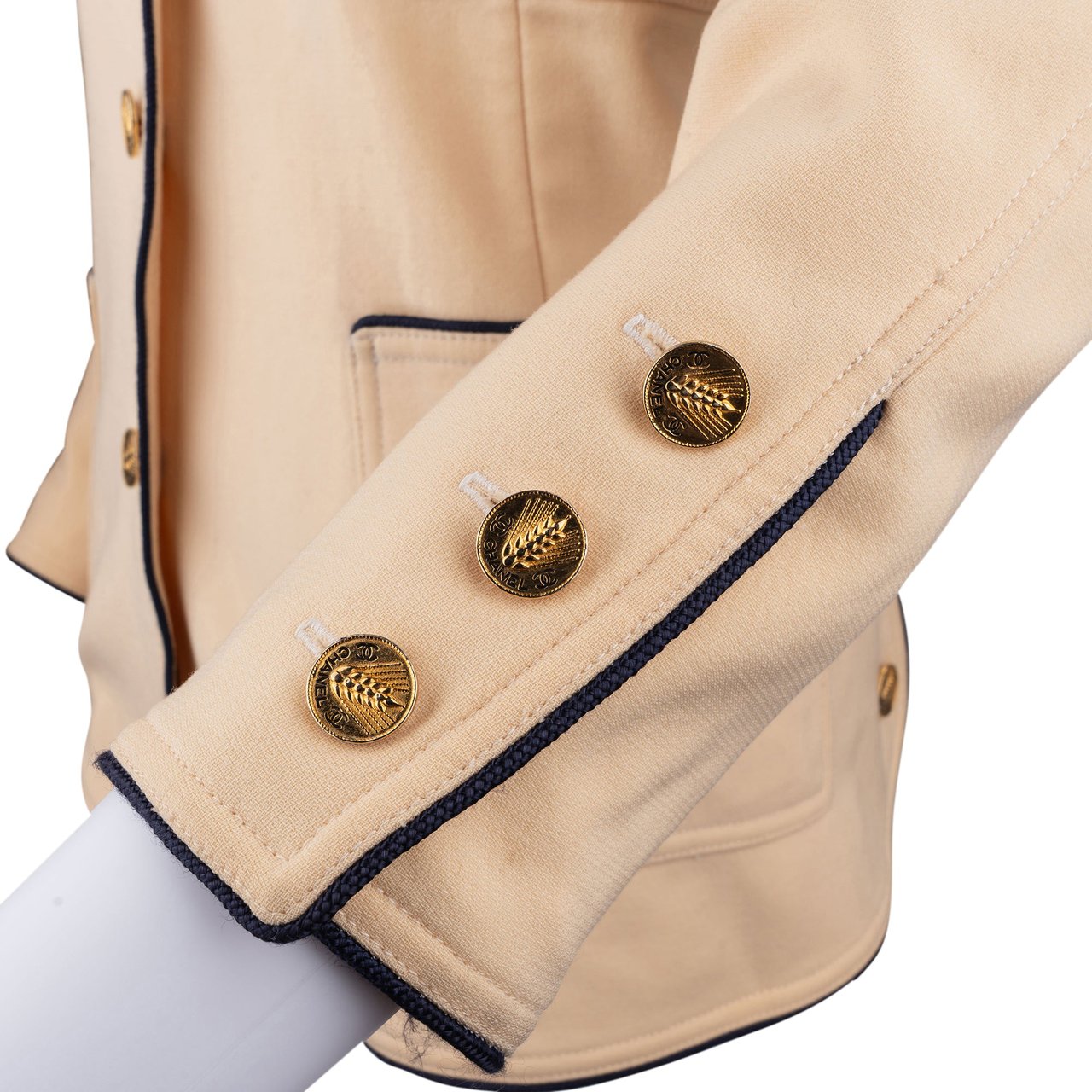 Chanel Chanel Classic Lining Jacket (D36 / FR38) Beige