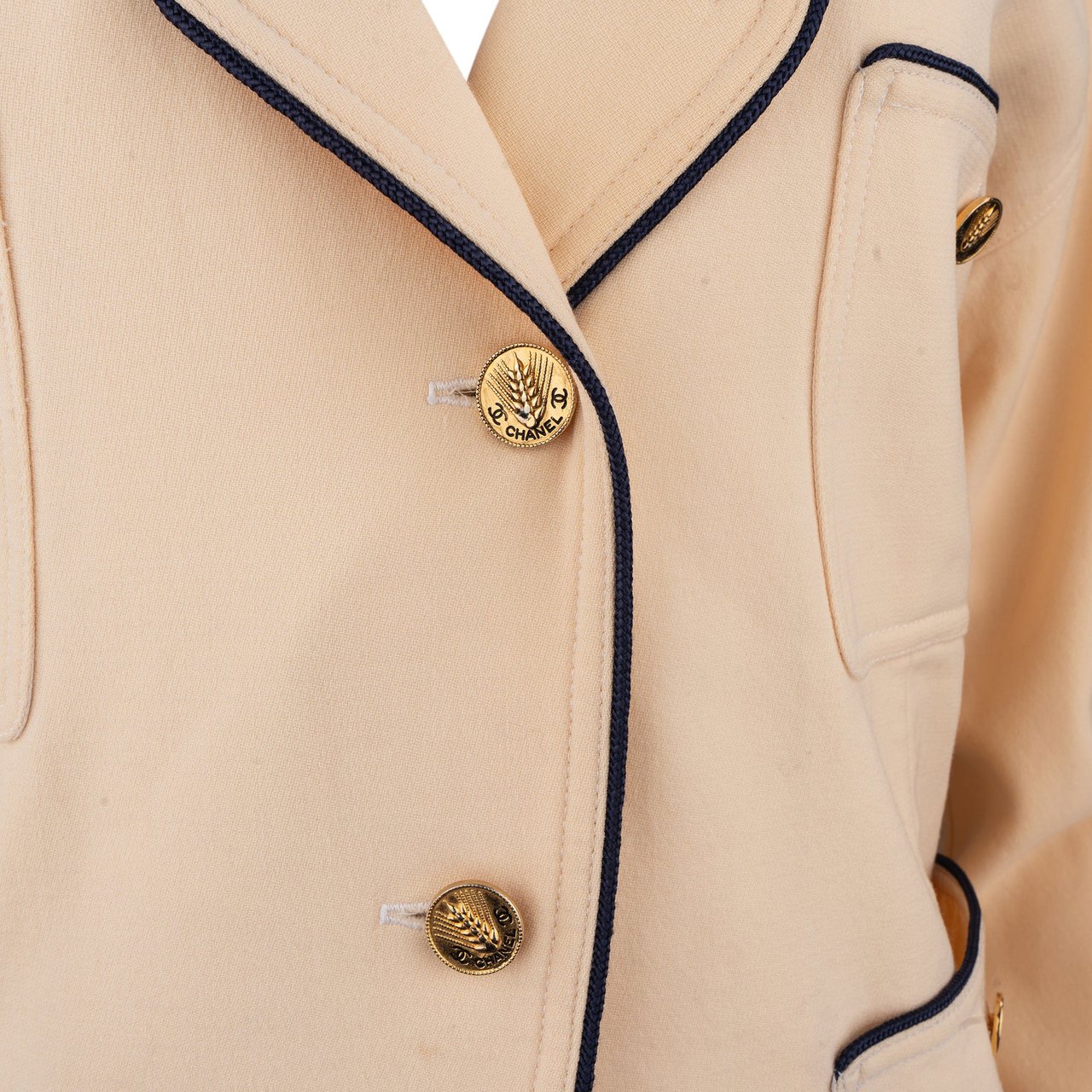Chanel Classic Lining Jacket (D36 / FR38) Beige
