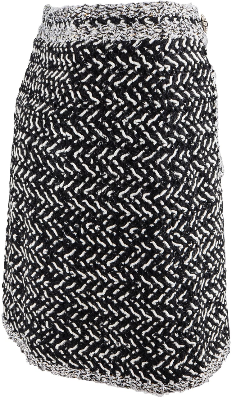 Chanel Classic Tweed Skirt (D36 / FR 38) Zwart