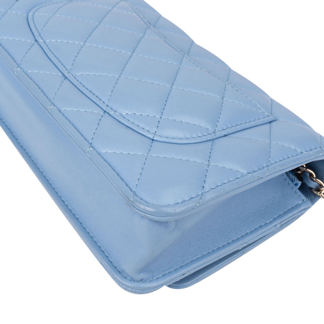 Chanel Chanel Quilted Lambskin Wallet On Chain Crossbody Bag Blauw