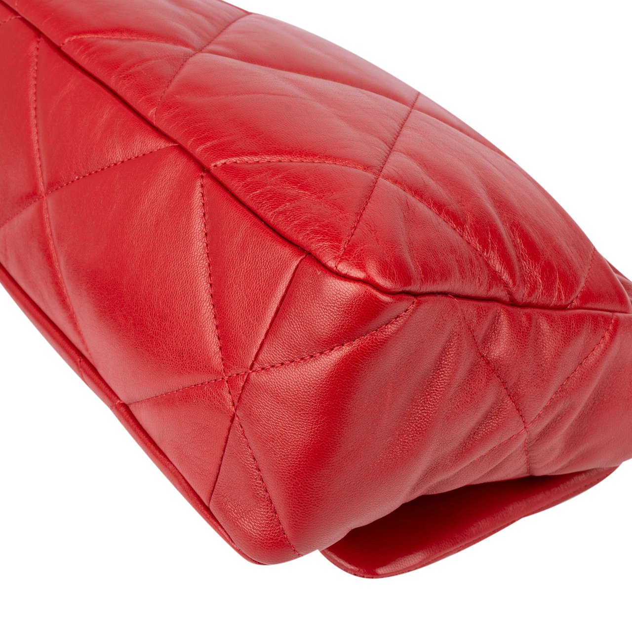 Chanel Chanel 19 Quilted Lambskin Single Flap Crossbody Bag Rood