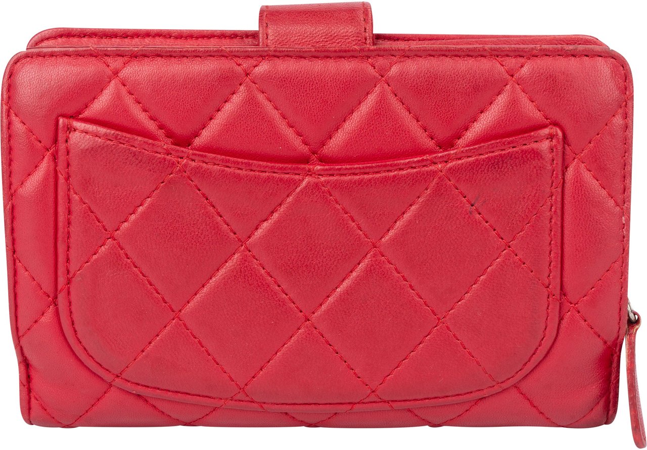 Chanel Chanel Quilted Lambskin CC Clip Wallet Rood