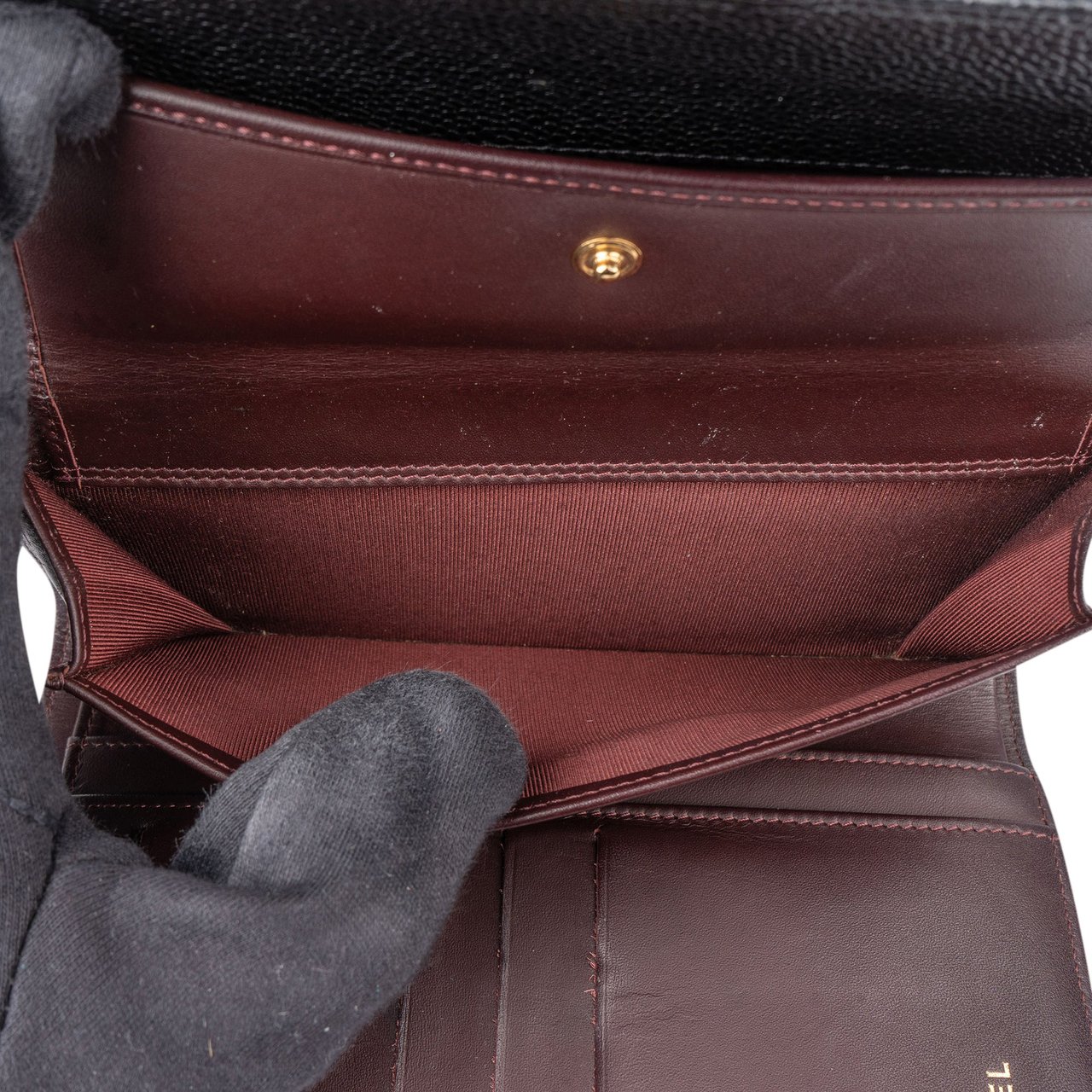 Chanel Chanel Quilted Caviar Leather CC Flap Wallet Zwart