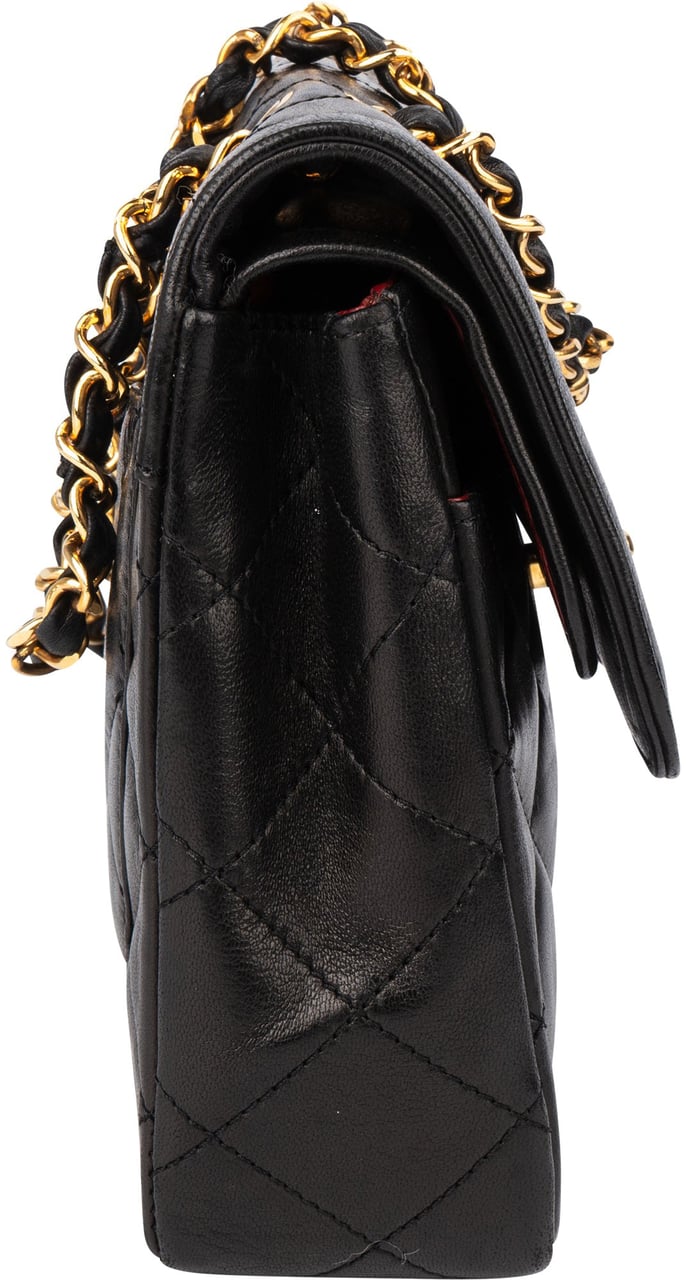 Chanel Chanel Quilted Lambskin 24K Gold Double Flap Shoulder Bag Zwart