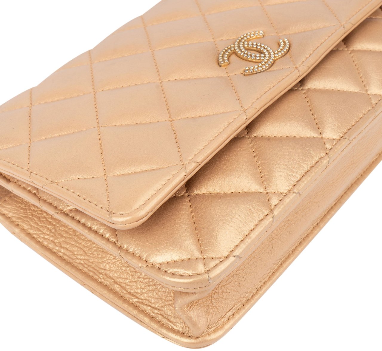 Chanel Chanel Golden Quilted Lambskin Coco Wallet On Chain Crossbody Bag Oranje