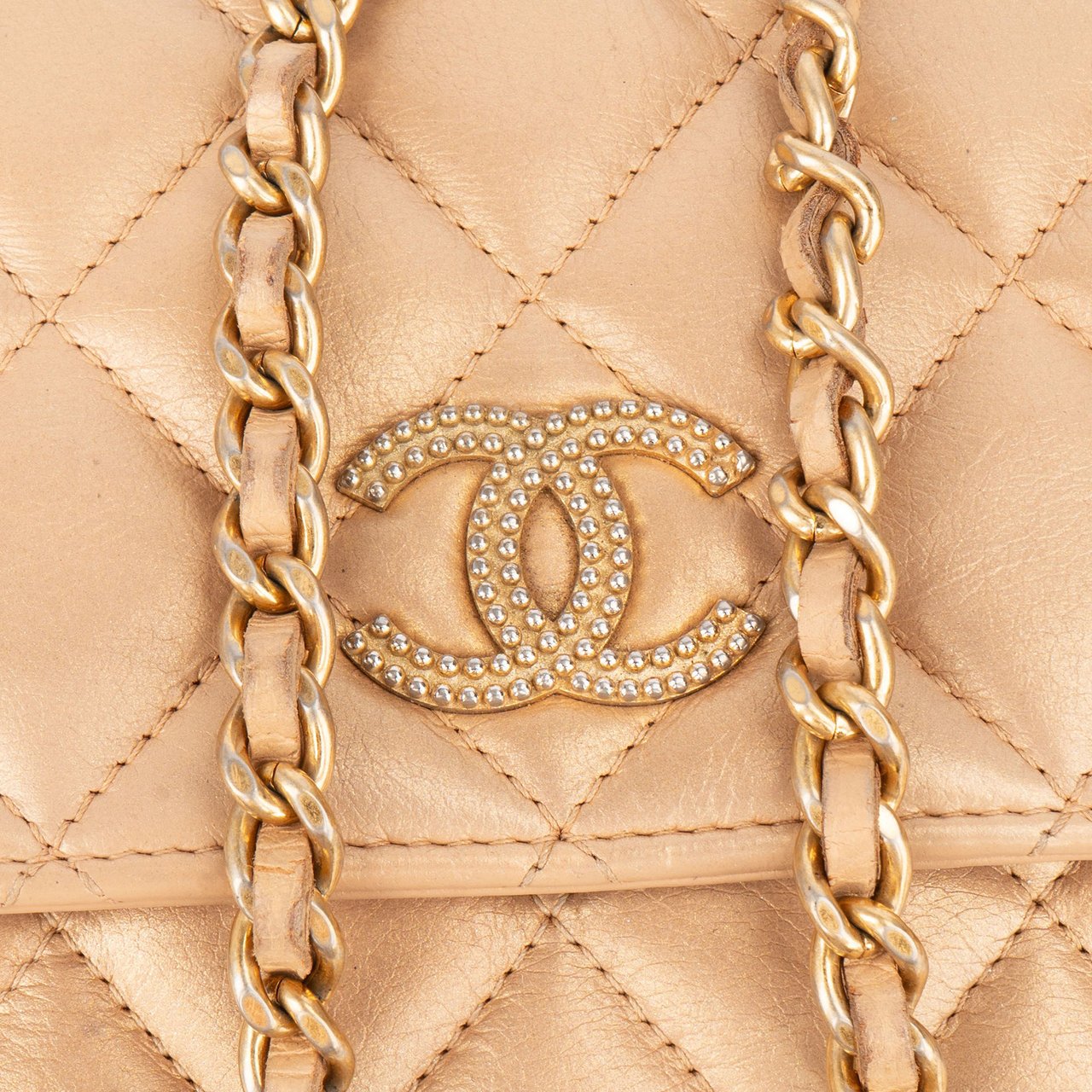Chanel Chanel Golden Quilted Lambskin Coco Wallet On Chain Crossbody Bag Oranje