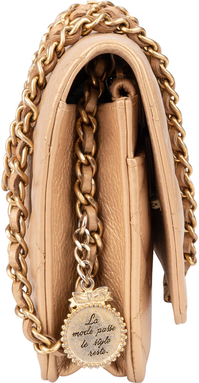 Chanel Chanel Golden Quilted Lambskin Coco Wallet On Chain Crossbody Bag Oranje