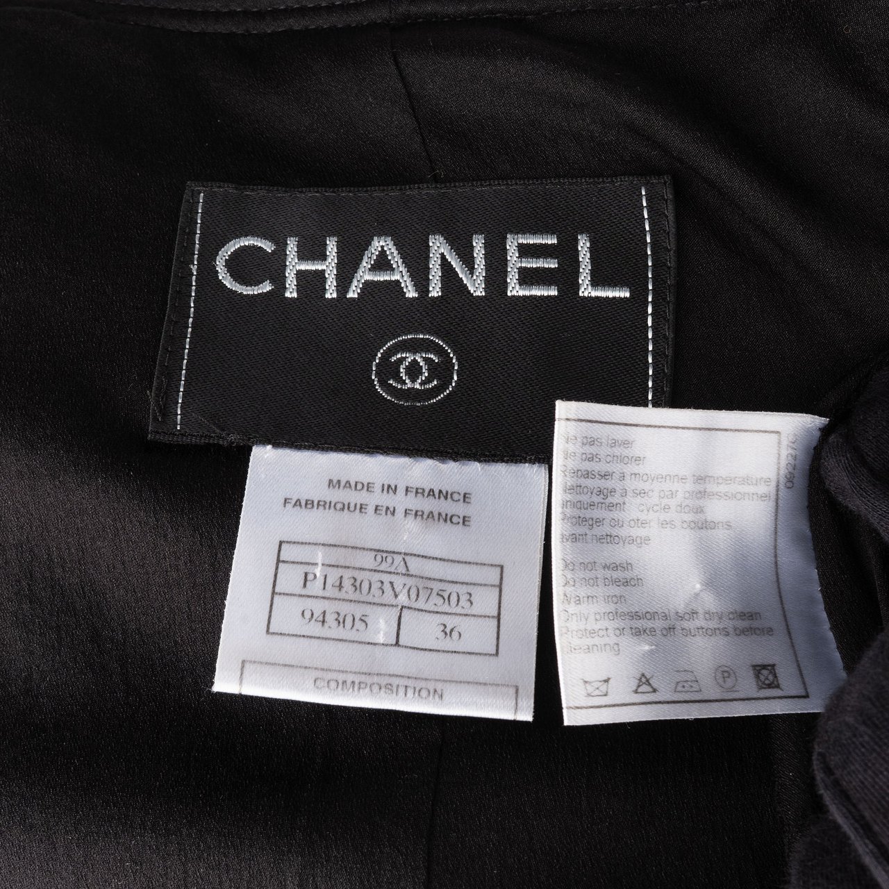 Chanel Chanel Chic Noir Wool Jacket (DE34 / FR36) Zwart
