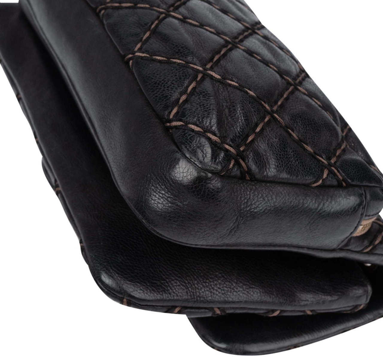 Chanel Chanel Quilted Deerskin Single Flap Crossbody Bag Zwart