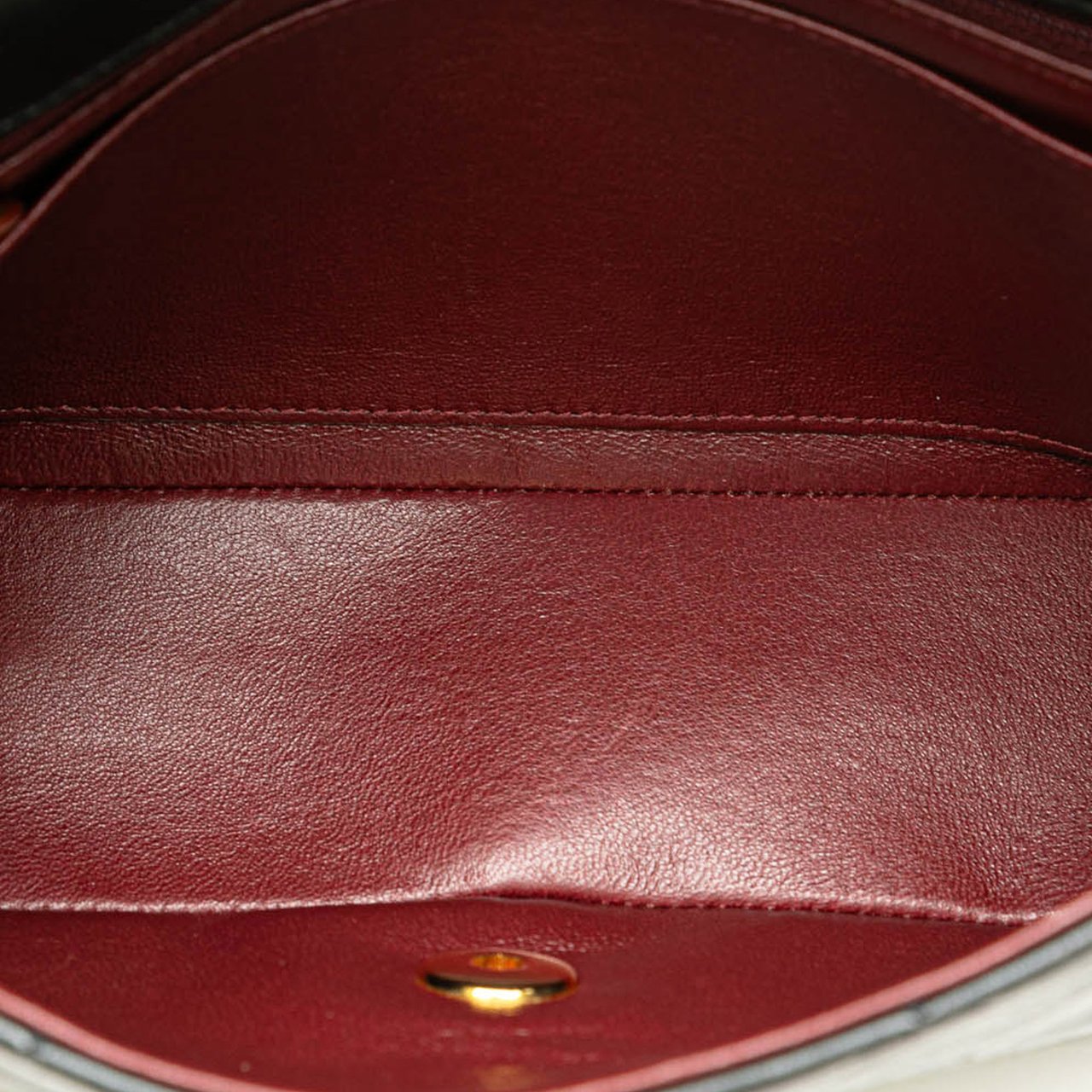 Chanel Small Lambskin Diana Flap Zwart