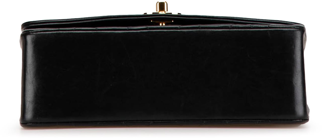 Chanel Small Lambskin Diana Flap Zwart
