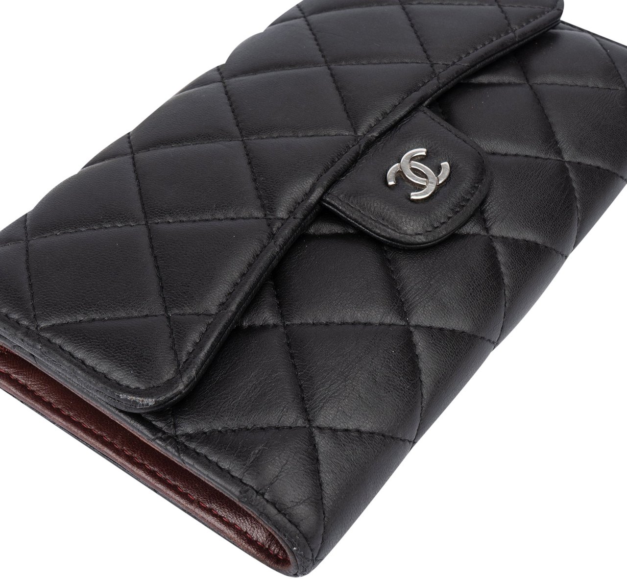 Chanel Chanel Quilted Lambskin CC Flap Wallet Zwart